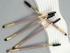 Custom mascara wands